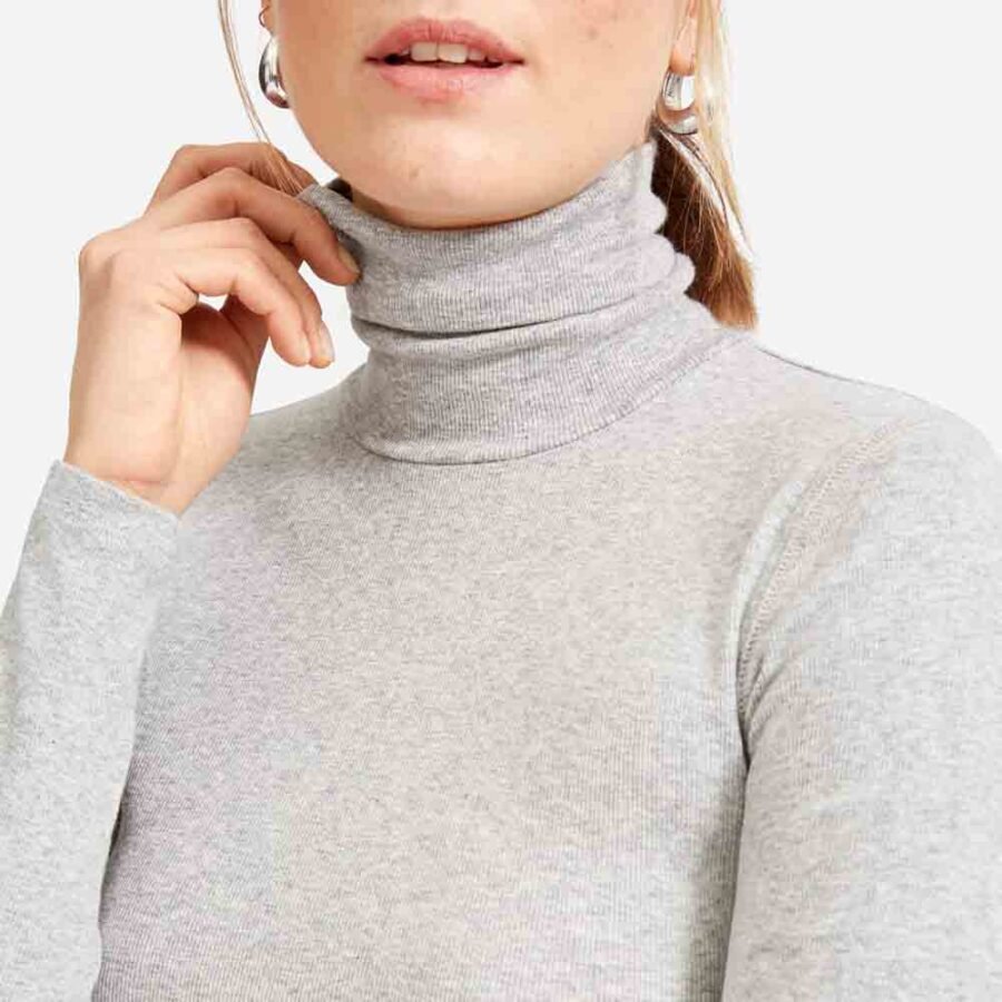 Najasa Basic Micro Rib Turtleneck – Soft, Stylish, and Comfortable for Layering